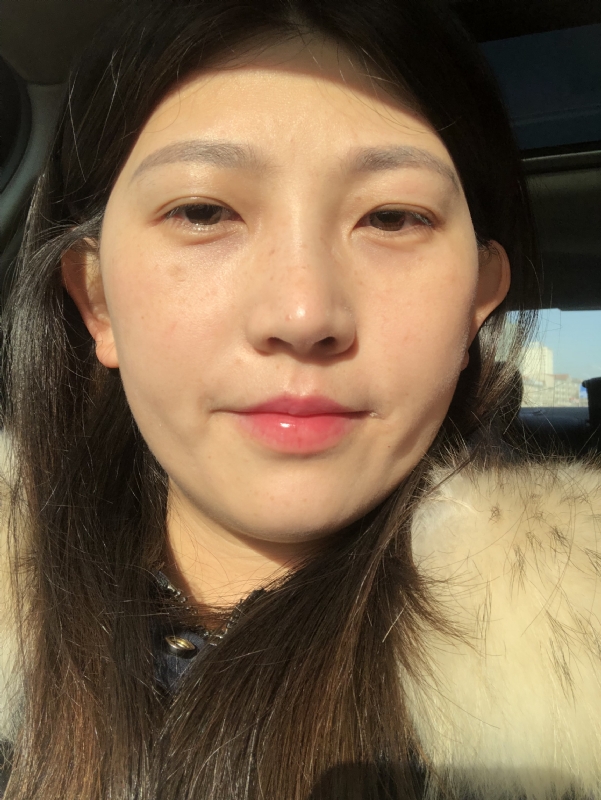 轻闭双眼的第一张照片--金门交友网