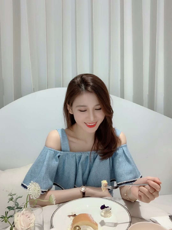 Emily的第三张照片--金门交友网