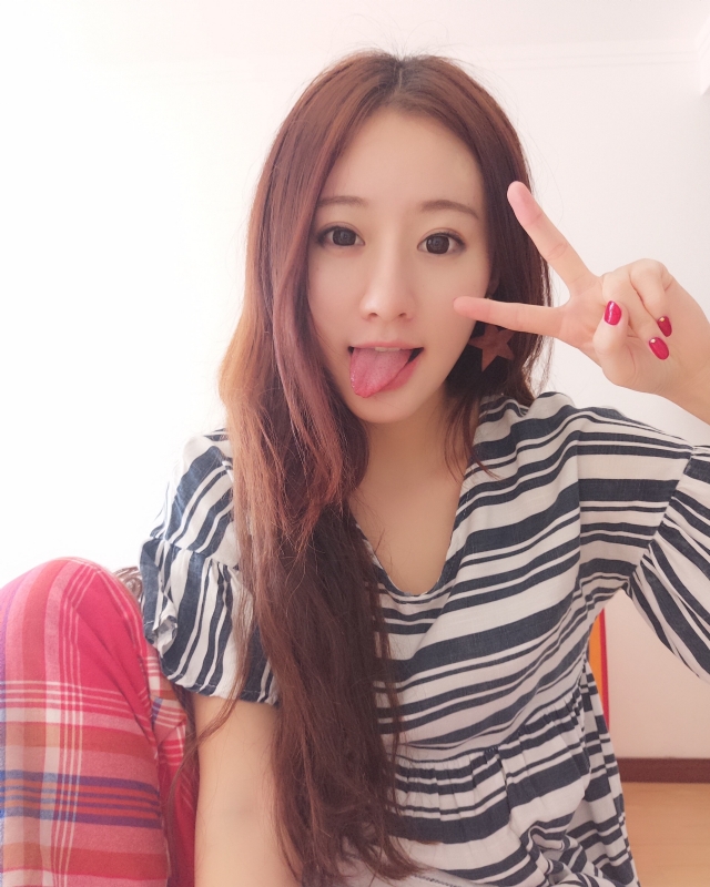 没有故事的女同学的第三张照片--金门交友网