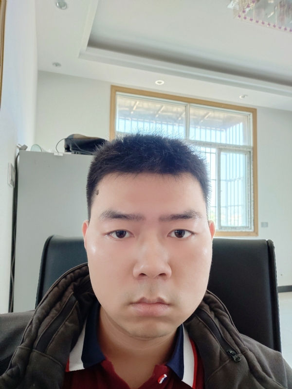咚咚咚的第一张照片--金门交友网