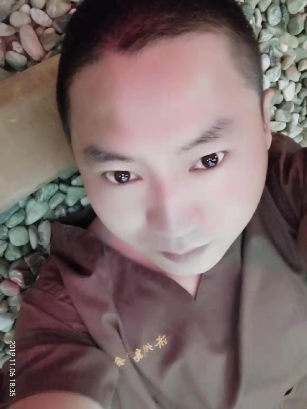 红枫叶的第一张照片--金门交友网