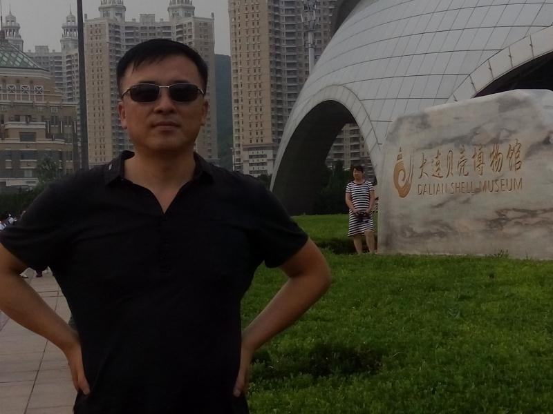 豁达的第一张照片--金门交友网