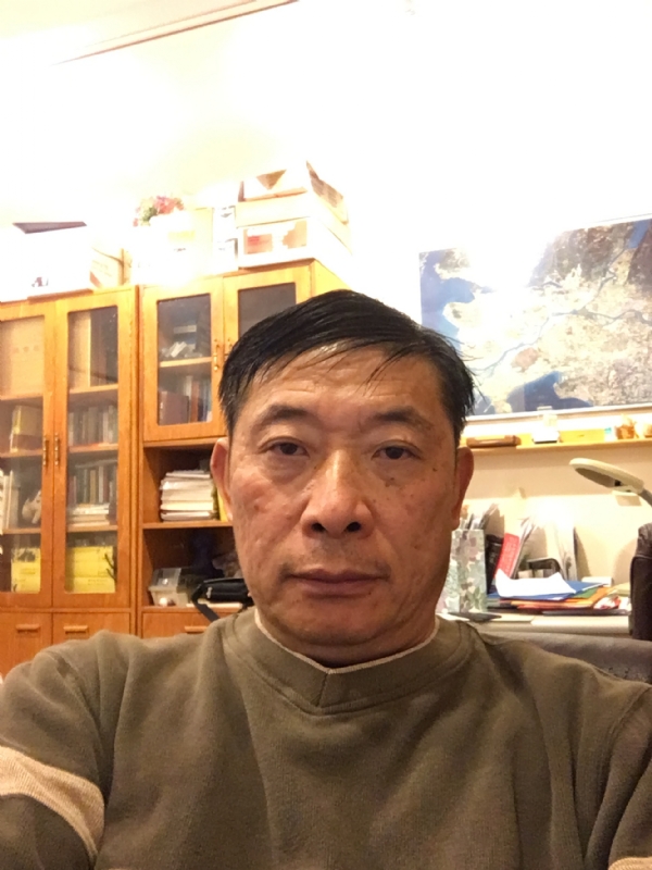 勤劳大力牛的第一张照片--金门交友网