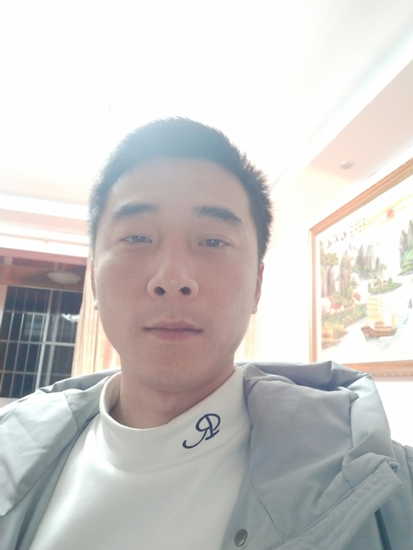 走进来的第二张照片--金门交友网