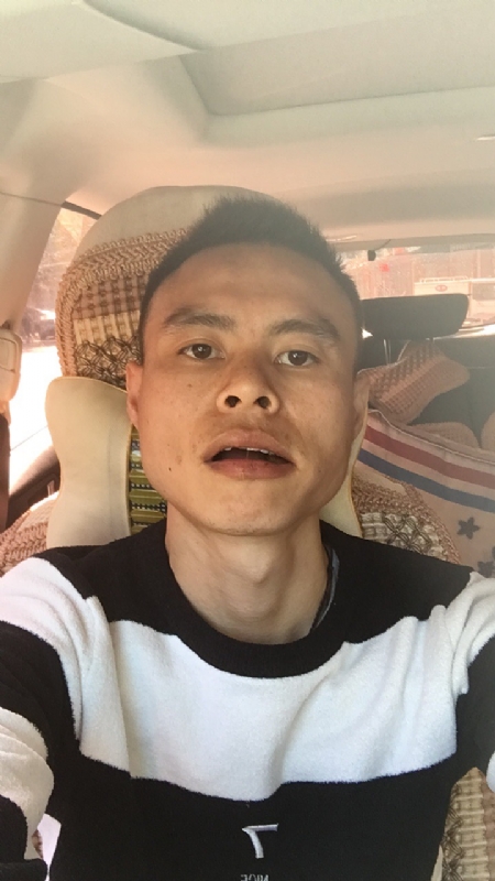 小何的第一张照片--金门交友网