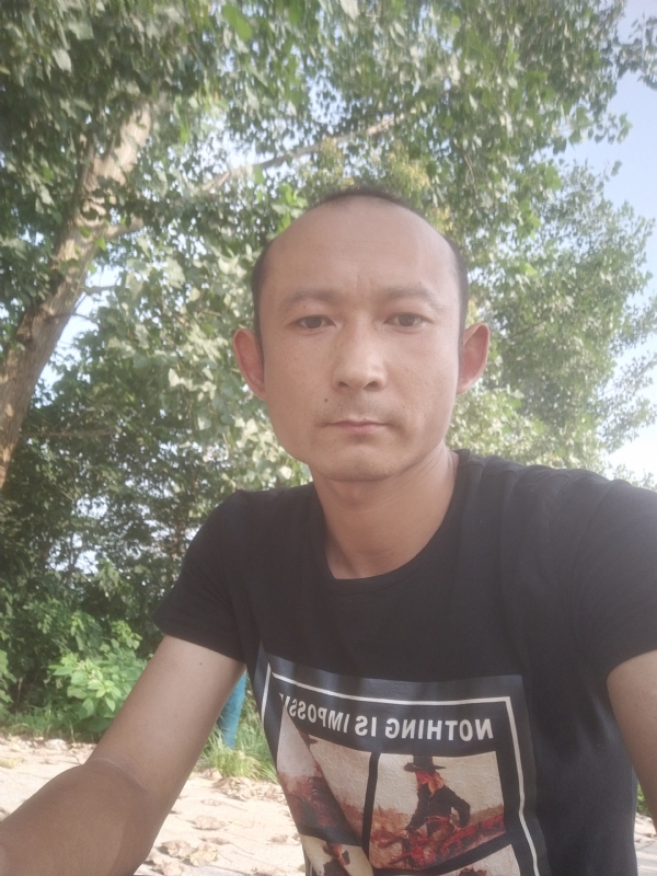 80大叔的第一张照片--金门交友网