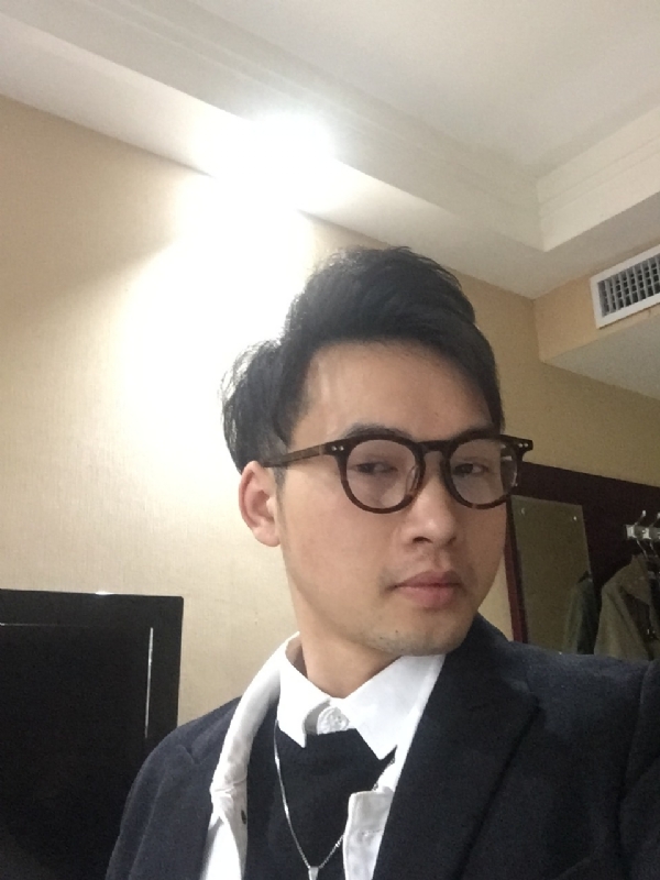 曾亮的第一张照片--金门交友网