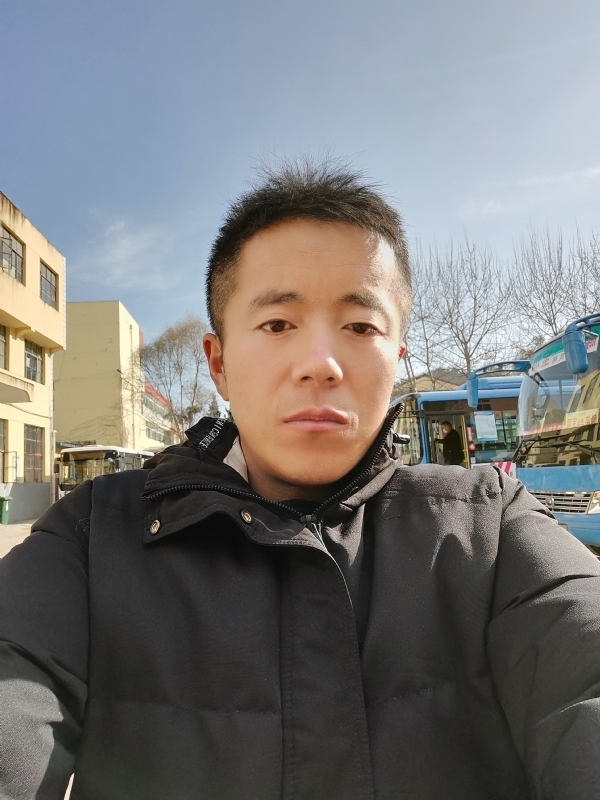 孤独的云的第一张照片--金门交友网