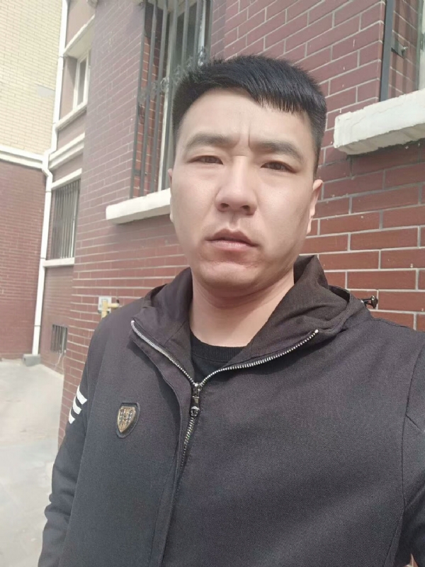 谁伴我闯荡的第一张照片--金门交友网