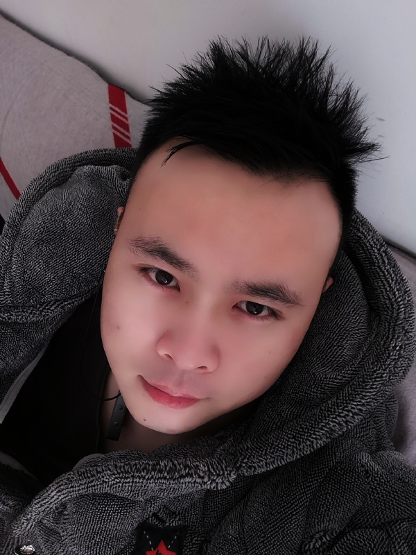 明明的第一张照片--金门交友网