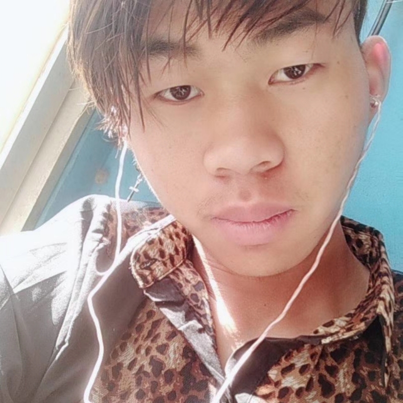少年不在少的第三张照片--金门交友网