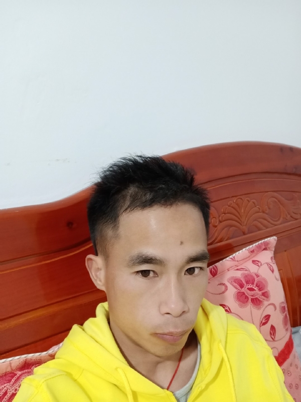 小biu崽的第一张照片--金门交友网