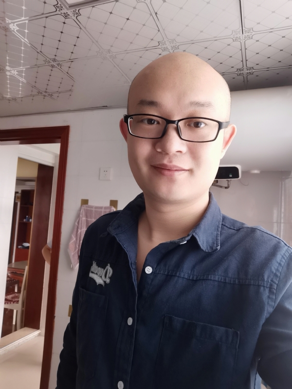 凝望远方的第一张照片--金门交友网