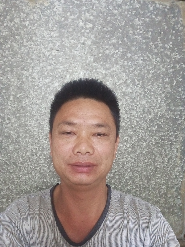 白茫茫的第一张照片--金门交友网