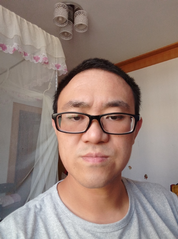 小涨常鸿的第一张照片--金门交友网