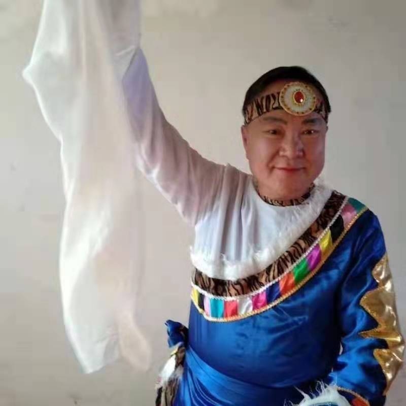 走在冷风中的第一张照片--金门交友网