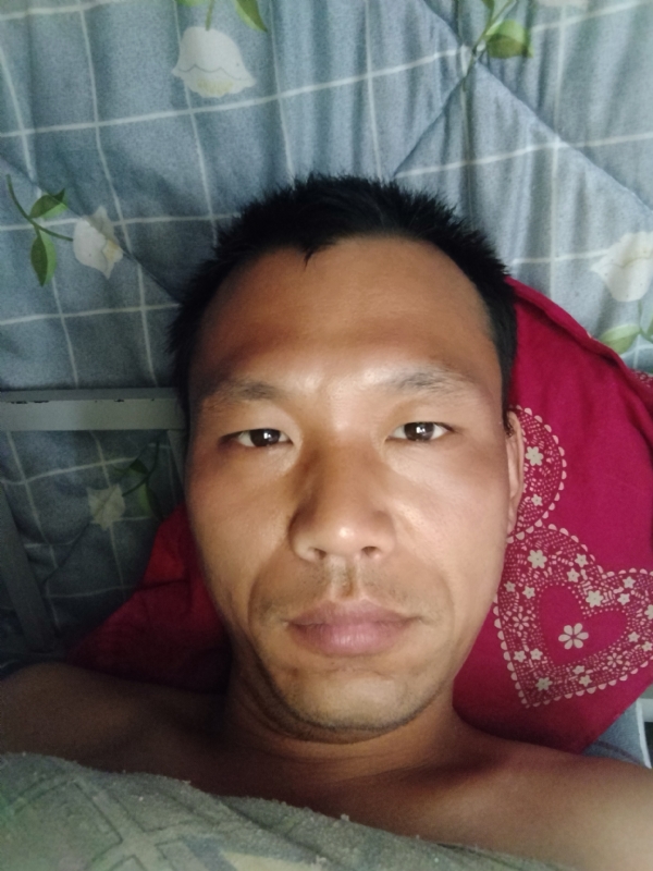 弘扬的第一张照片--金门交友网