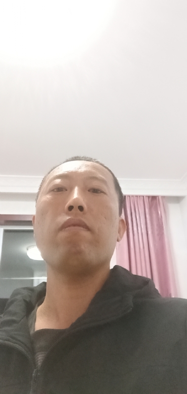 月上云端的第一张照片--金门交友网