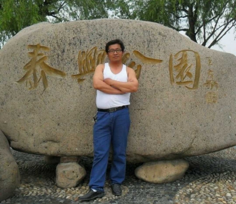 黑哥的第一张照片--金门交友网