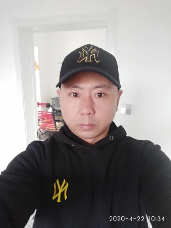 风起的第一张照片--金门交友网