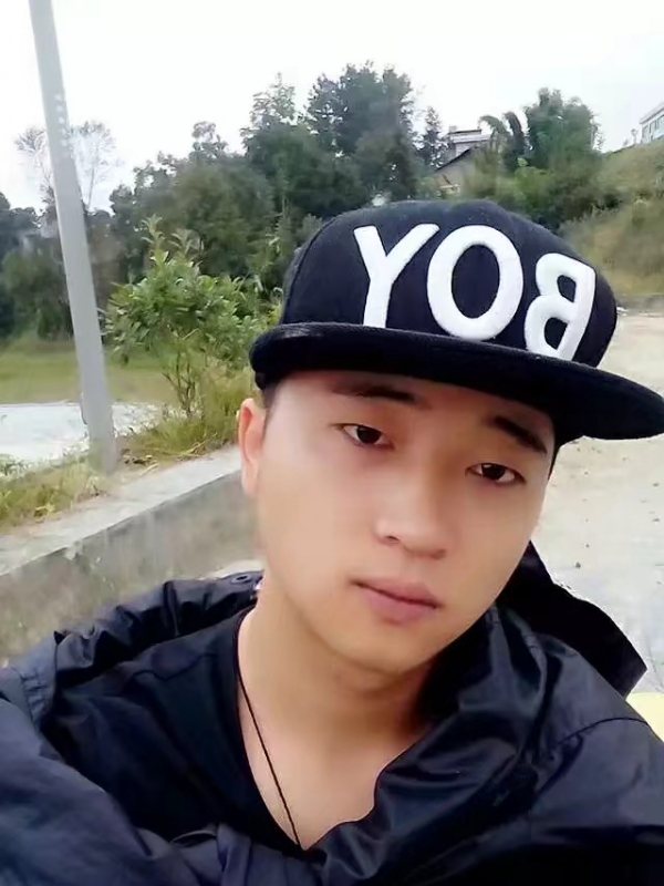 南来北往的第一张照片--金门交友网