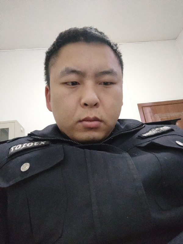 好纠结的第一张照片--金门交友网