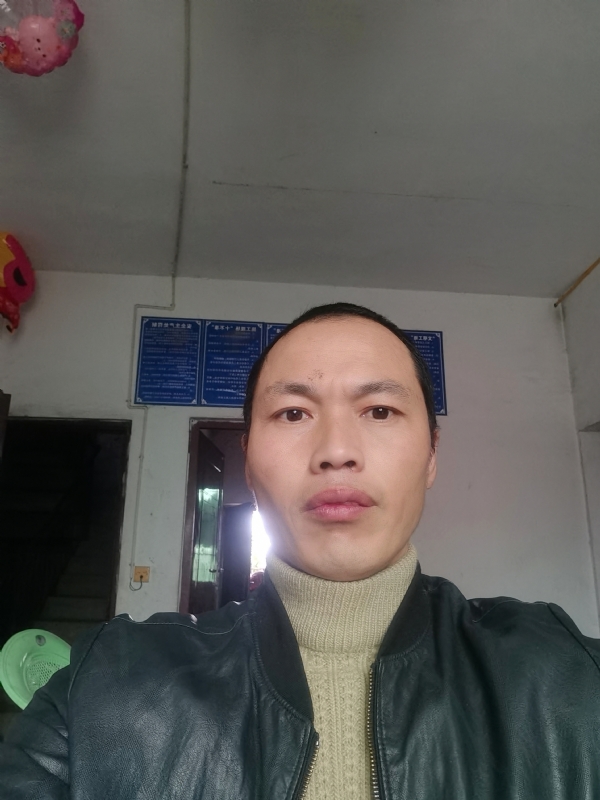 陈前的第一张照片--金门交友网