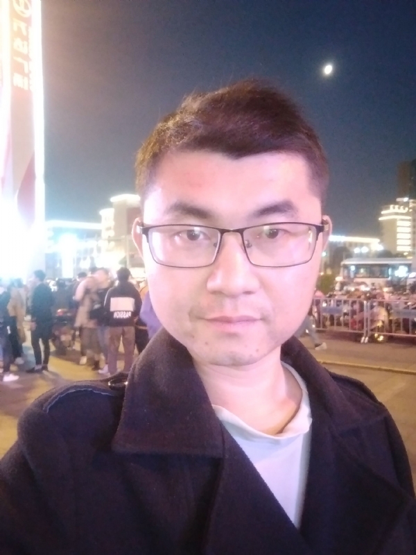 期待的第三张照片--金门交友网