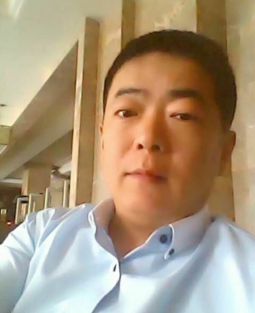 落叶随风的第一张照片--金门交友网