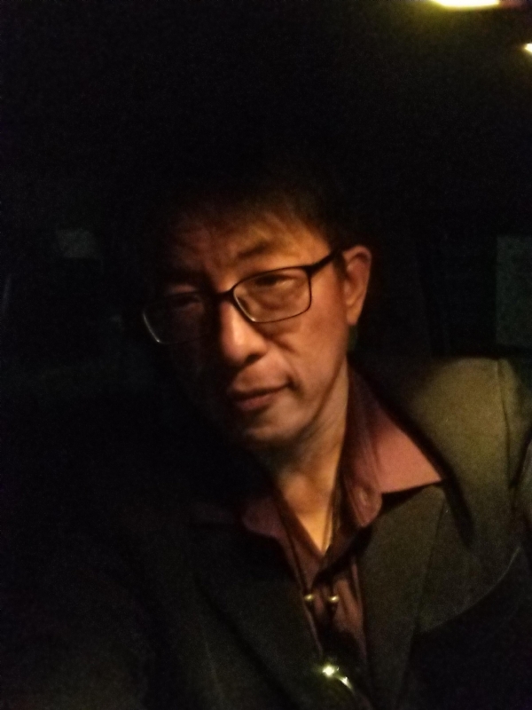 隱姓埋名的第一张照片--金门交友网