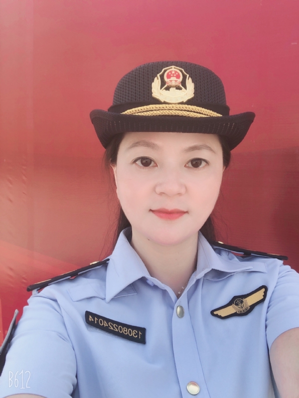 明明的第一张照片--金门交友网