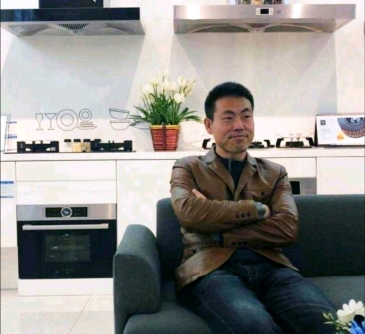 奋斗的执着的第一张照片--金门交友网