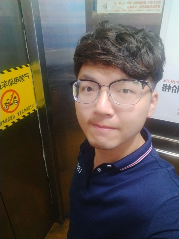 H先生的第二张照片--金门交友网