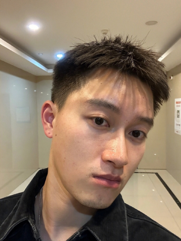 月光之下的第一张照片--金门交友网