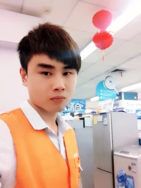 罗自强的第二张照片--金门交友网