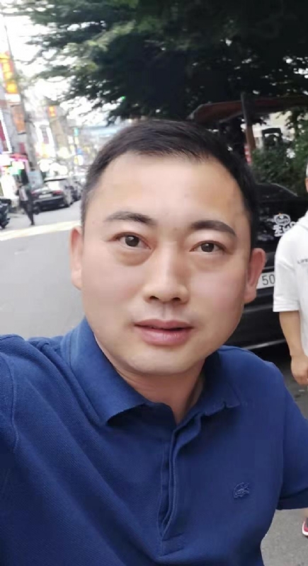 李龙的第一张照片--金门交友网