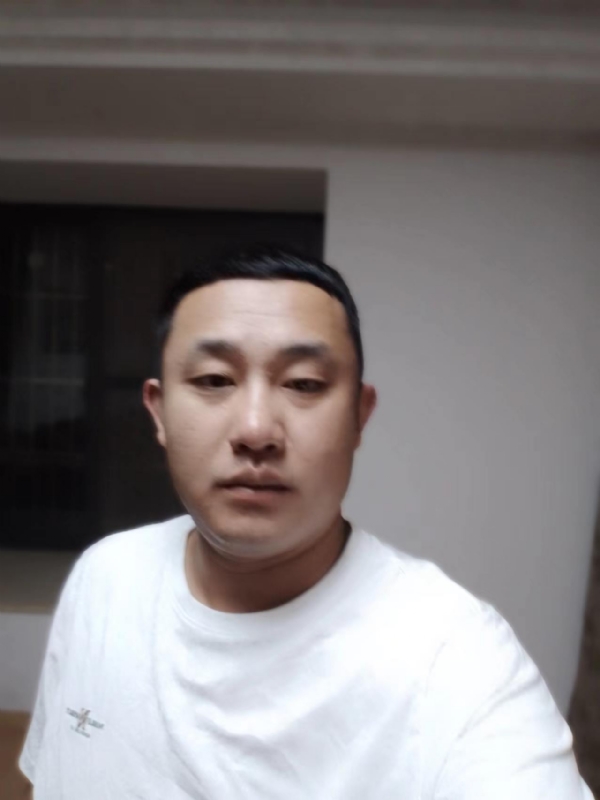 魔尊的第一张照片--金门交友网