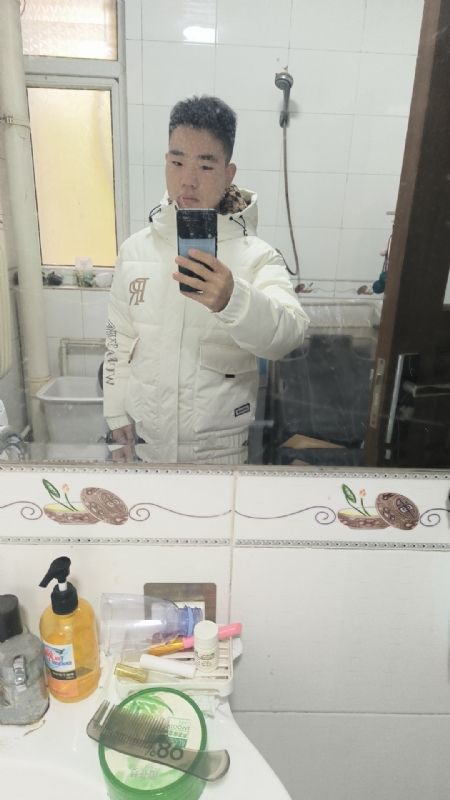小李的第一张照片--金门交友网