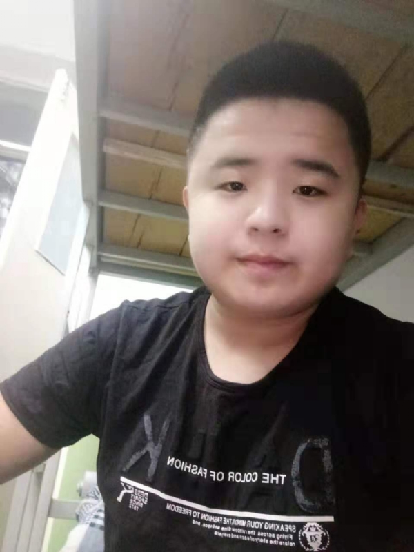 打小就爱淘气的第一张照片--金门交友网