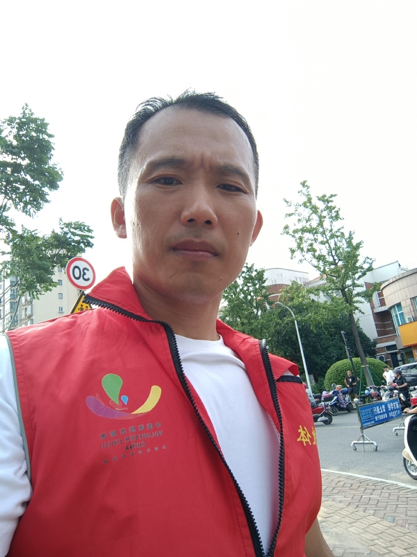 难遇难求的第一张照片--金门交友网