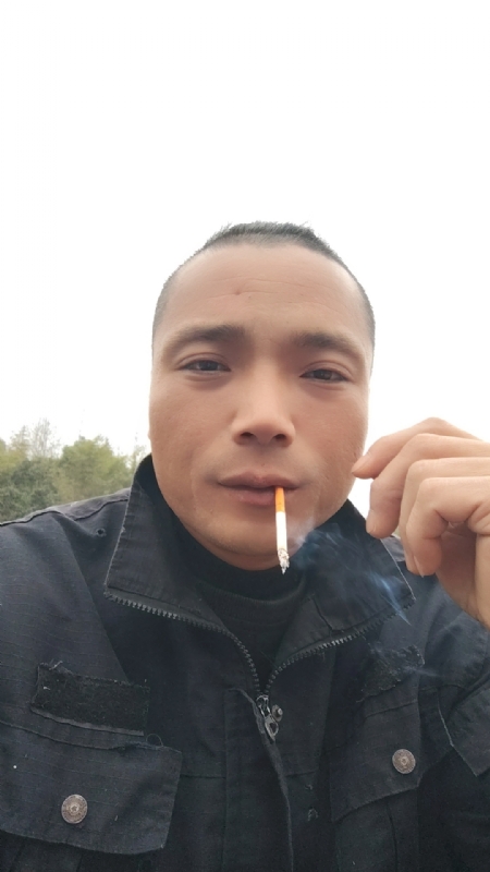 伯爵的第一张照片--金门交友网