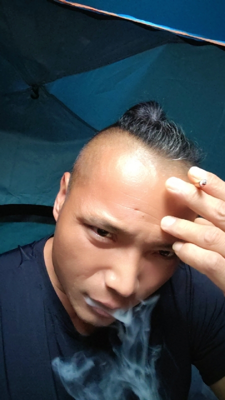 伯爵的第四张照片--金门交友网