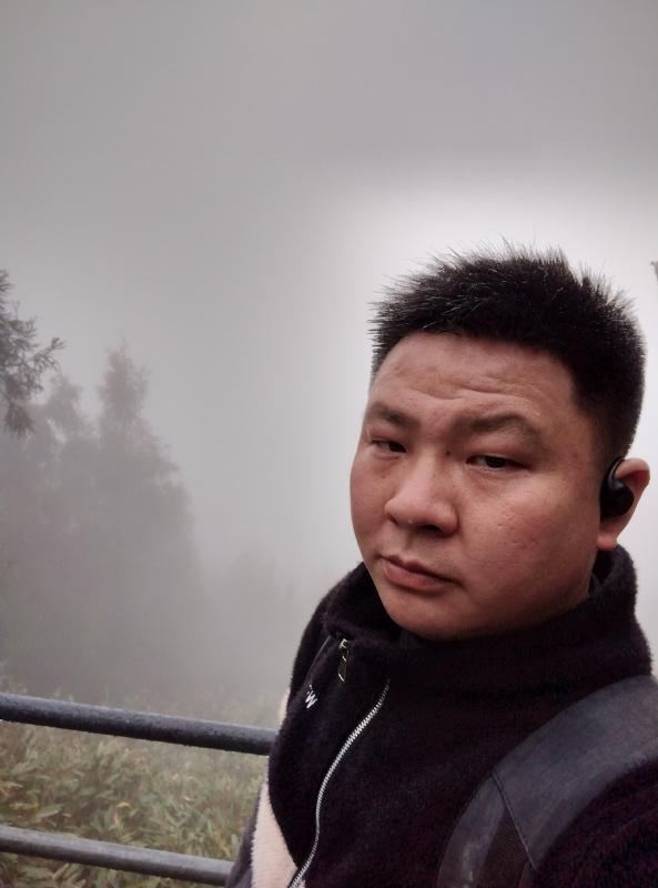 何何何的第一张照片--金门交友网