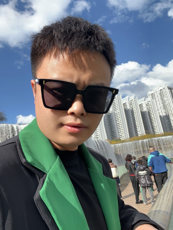 子阳的第一张照片--金门交友网
