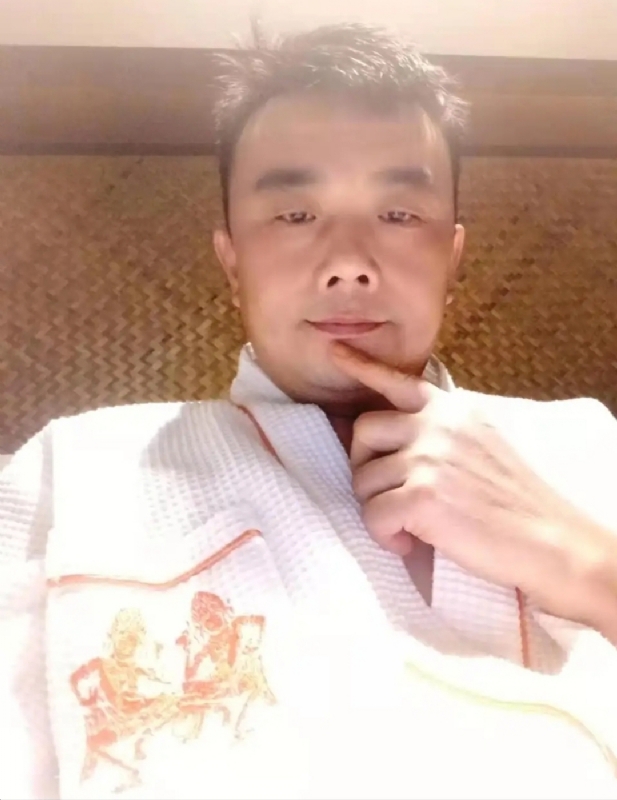 青锋的第一张照片--金门交友网