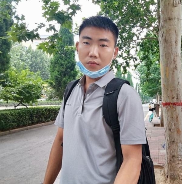 90年男征婚的第一张照片--金门交友网